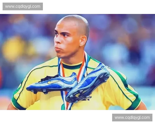 罗纳尔多在98世界杯的巅峰表现与传奇瞬间回顾